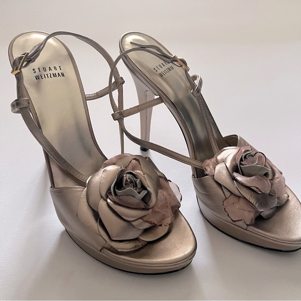 Stuart Weitzman Metallic Bronze Leather Flower Platform Heels Size 8.5